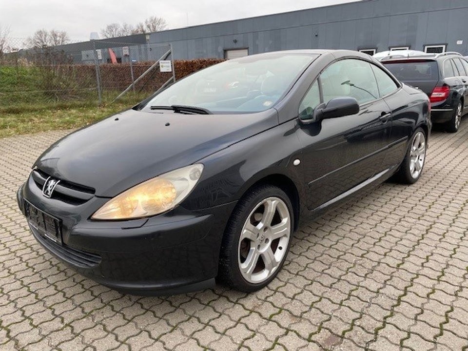 Peugeot 307 2,0 16V CC 2d