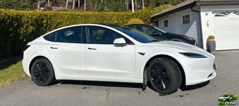 Tesla Model 3 RWD 4d