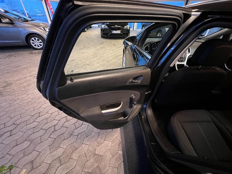 Opel Astra 1,4 T 140 Sport Sports Tourer 5d