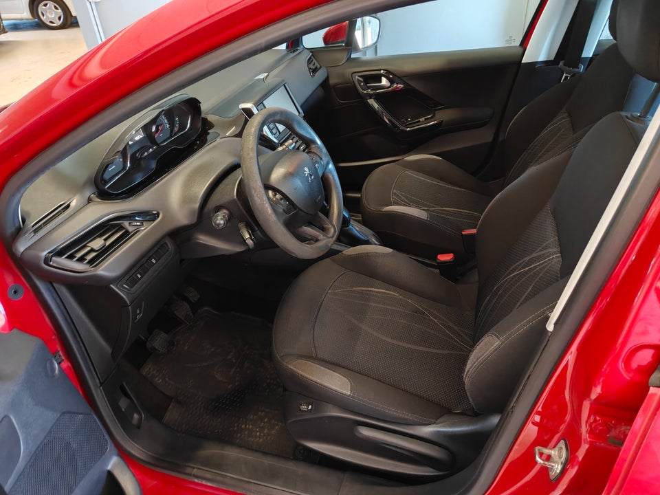 Peugeot 208 1,2 VTi 82 Active 5d