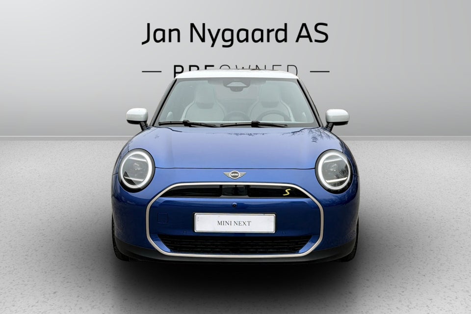 MINI Cooper SE Favoured Trim XL 3d