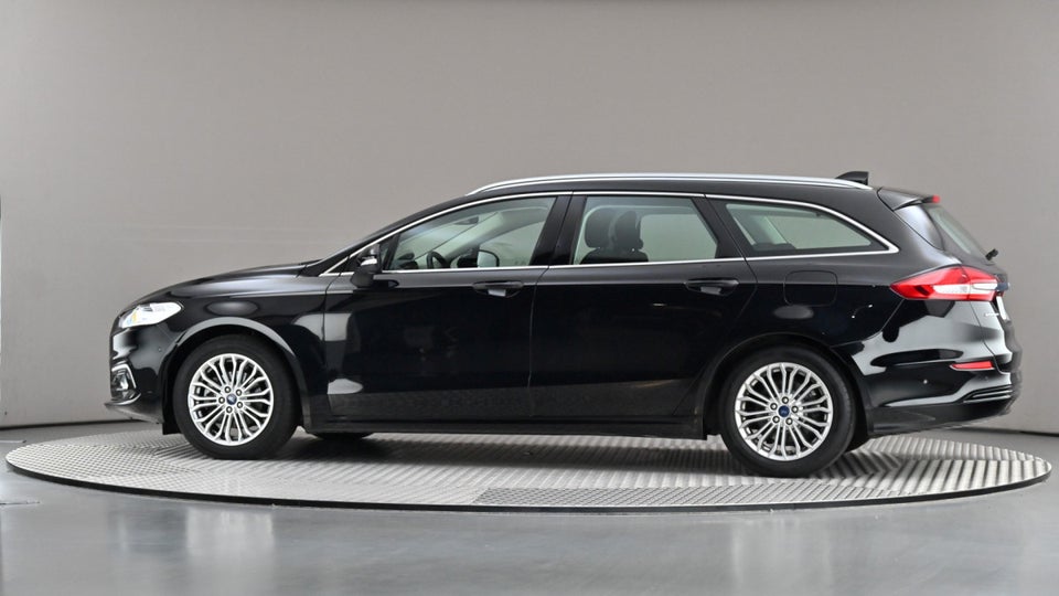 Ford Mondeo 2,0 HEV Titanium stc. CVT 5d