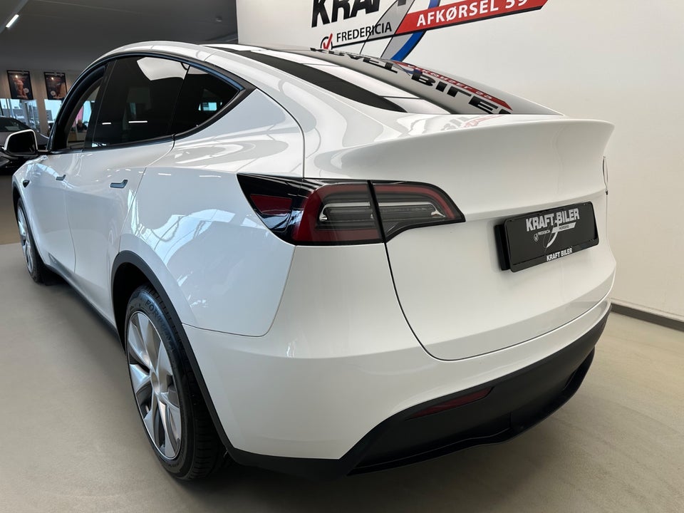 Tesla Model Y Long Range AWD 5d