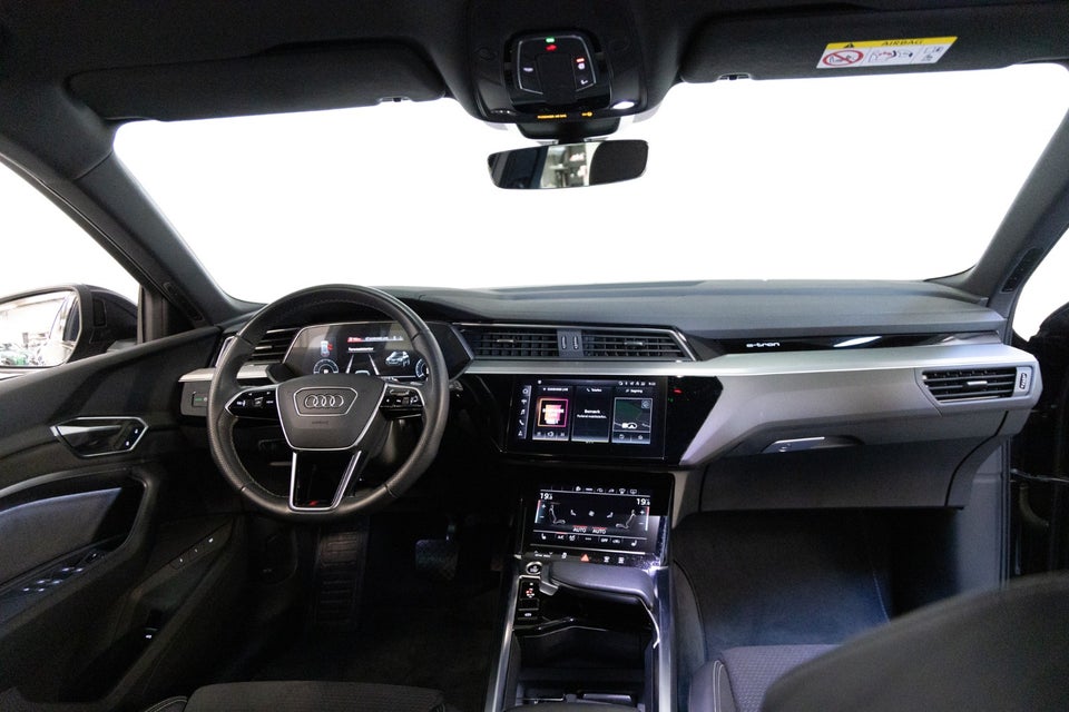 Audi e-tron 55 S-line quattro 5d