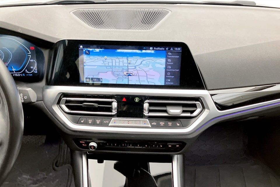 BMW 330e 2,0 Touring Sport Line aut. 5d