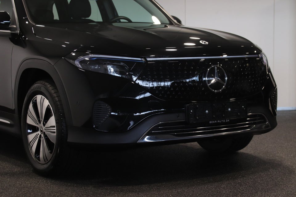 Mercedes EQB300 Progressive 4Matic 5d