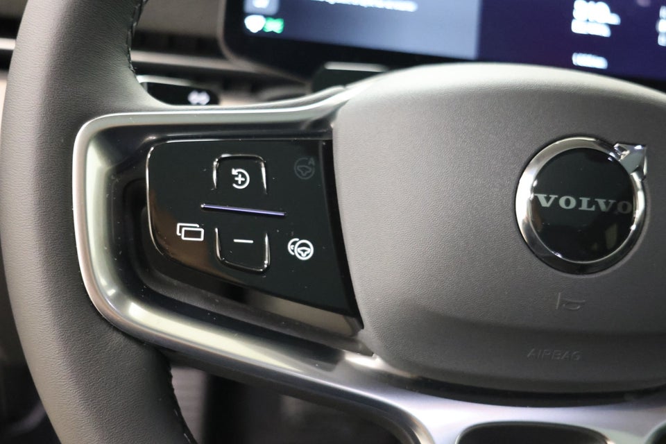 Volvo ES90 Extended Range Plus 4d