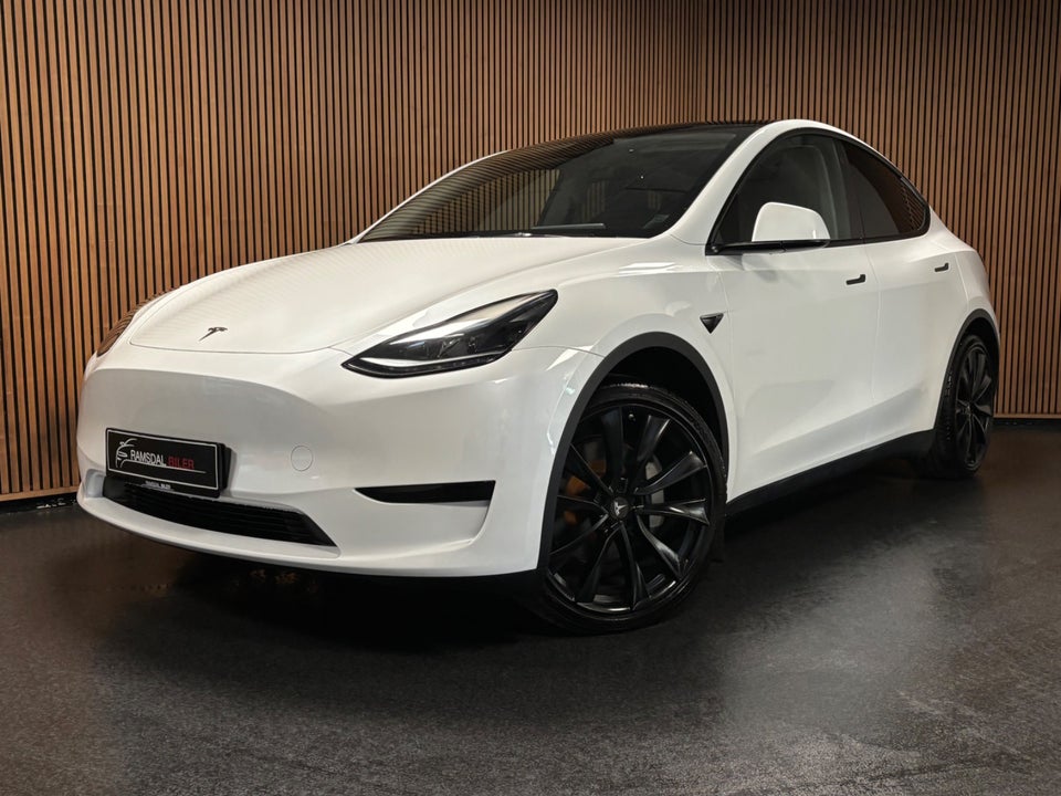 Tesla Model Y RWD 5d