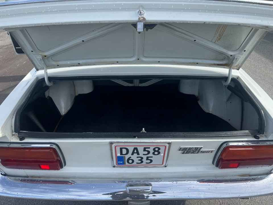 Fiat 124 1,4 Sport Coupé 2d