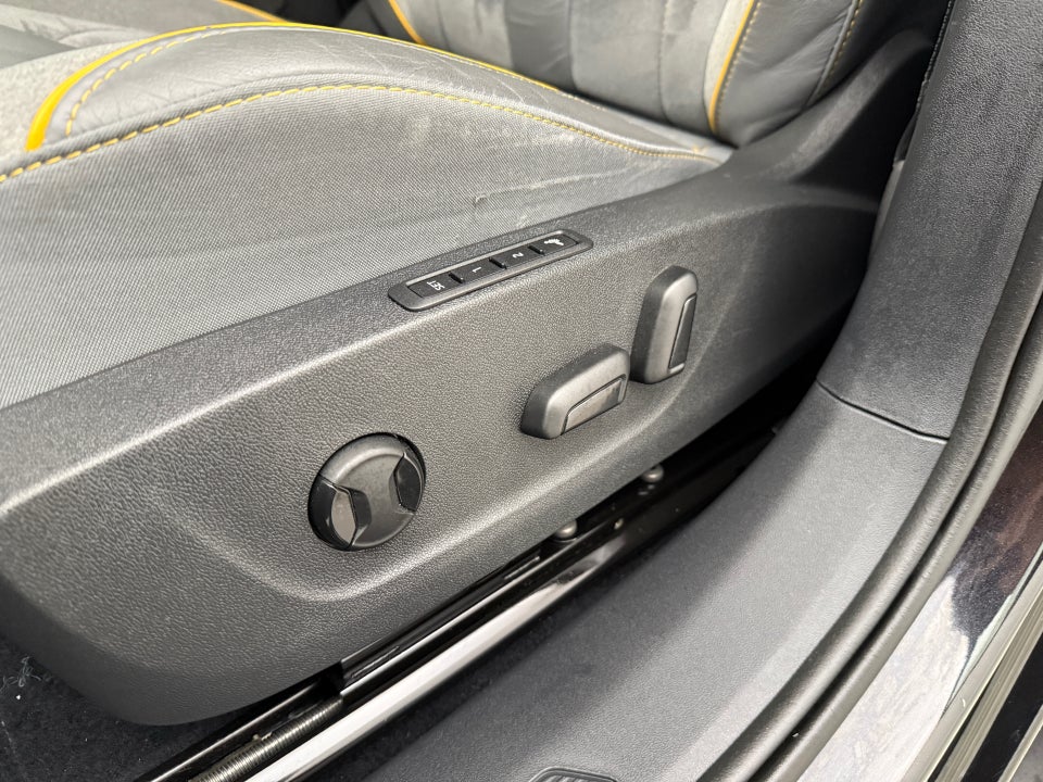 Skoda Enyaq 80 iV Lounge 5d