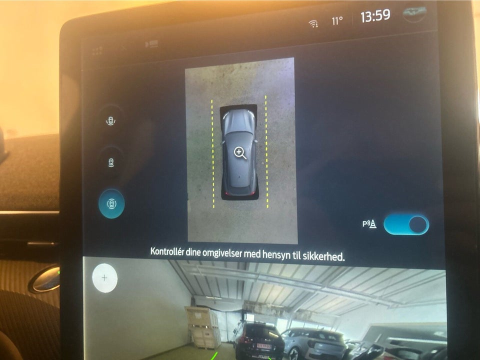 Ford Mustang Mach-E 98 Premium Extended Range AWD 5d