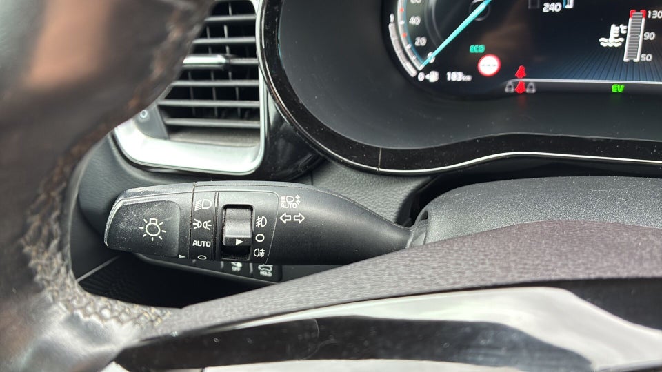 Kia XCeed 1,6 PHEV Upgrade DCT 5d