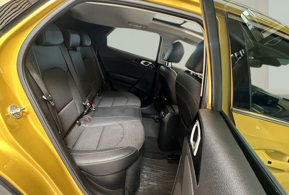 Kia XCeed 1,6 PHEV Upgrade Intro DCT 5d