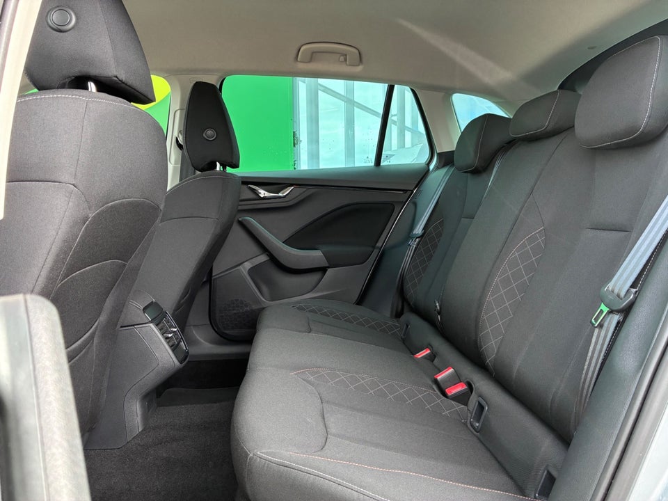 Skoda Scala 1,0 TSi 95 Blackline 5d