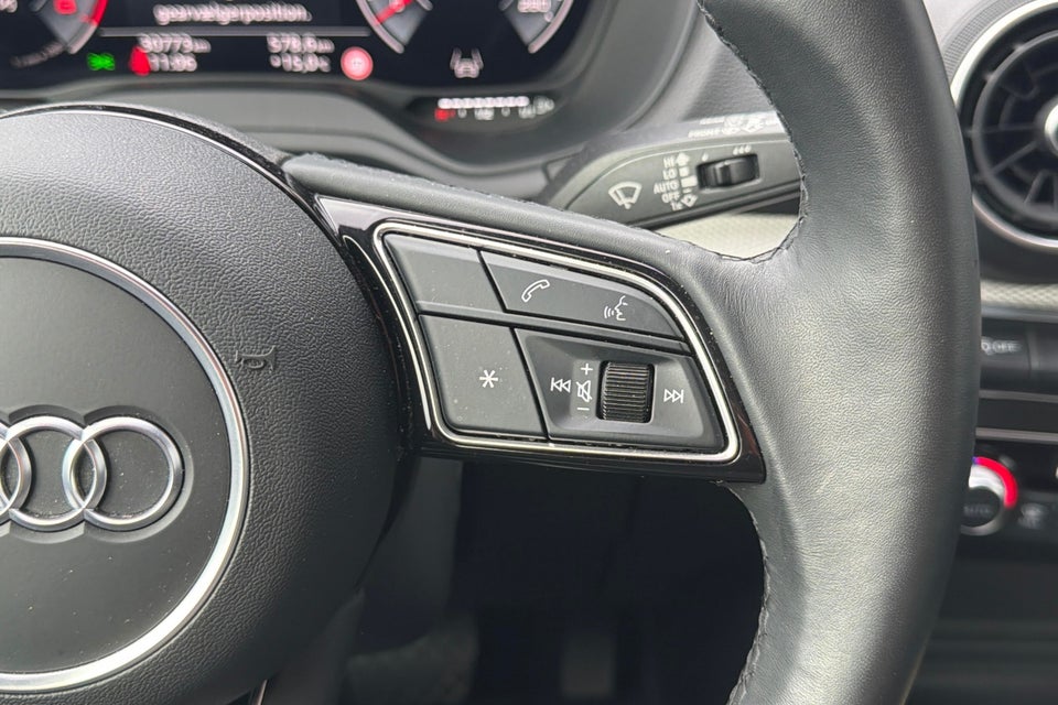 Audi Q2 35 TFSi Prestige S-tr. 5d