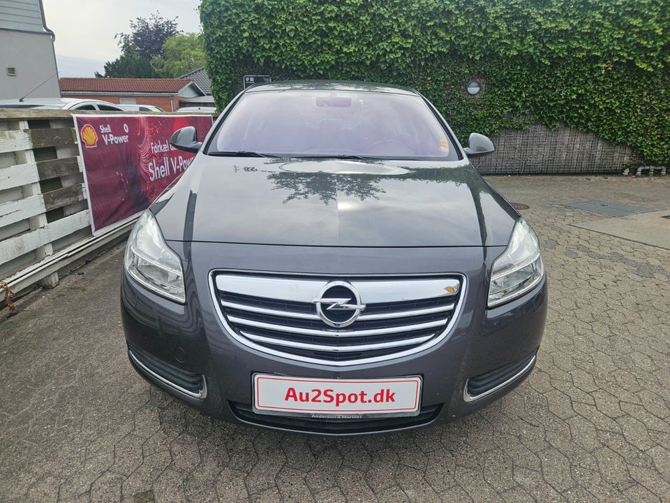 Opel Insignia 1,8 Cosmo 4d