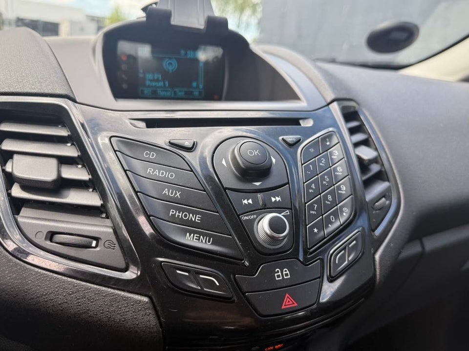 Ford Fiesta 1,0 SCTi 100 Titanium aut. 5d