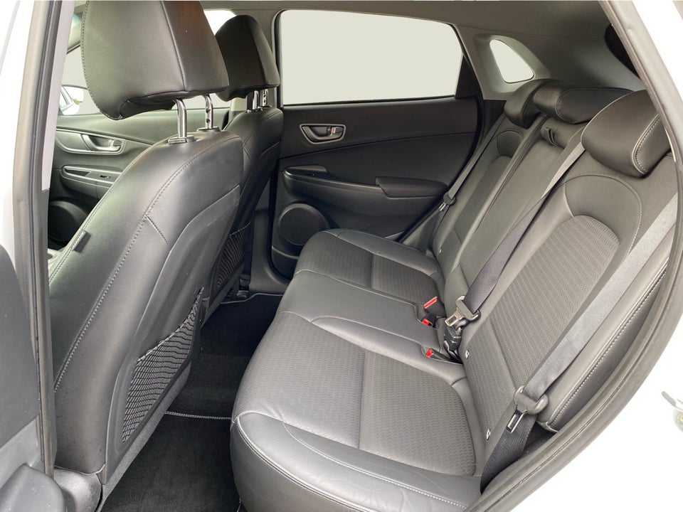 Hyundai Kona 64 EV Premium 5d