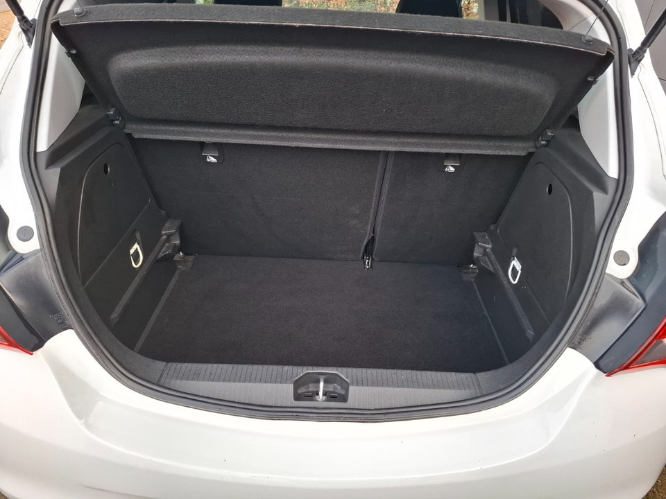 Opel Corsa 1,4 16V Enjoy 5d