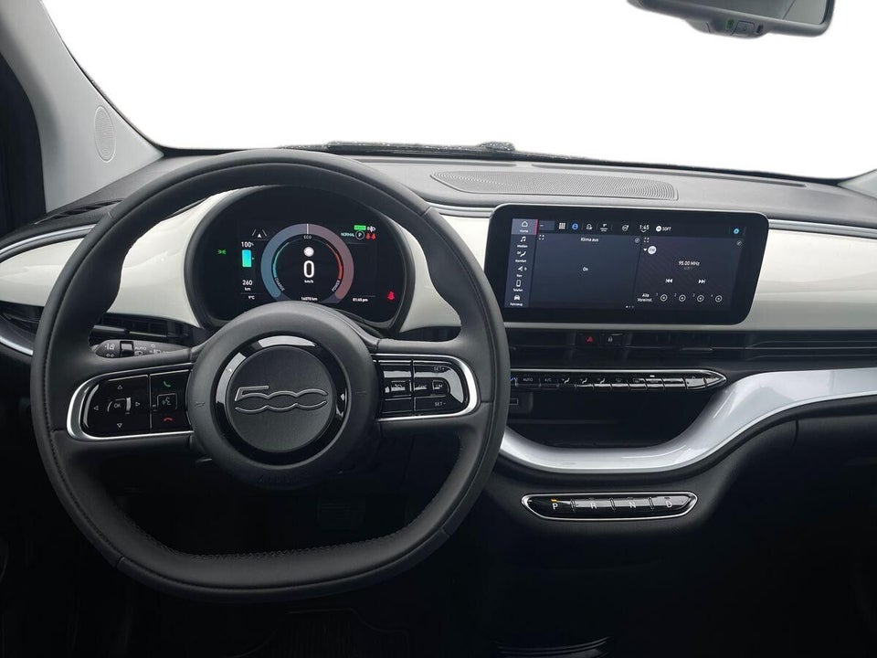 Fiat 500e 42 Icon 3d