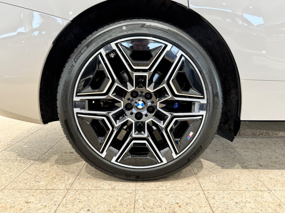 BMW iX xDrive45 M-Sport 5d