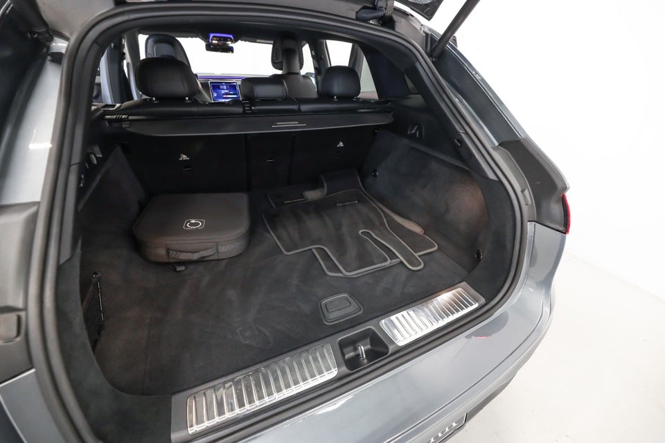 Mercedes EQE350 SUV AMG Advance Plus 4Matic 5d