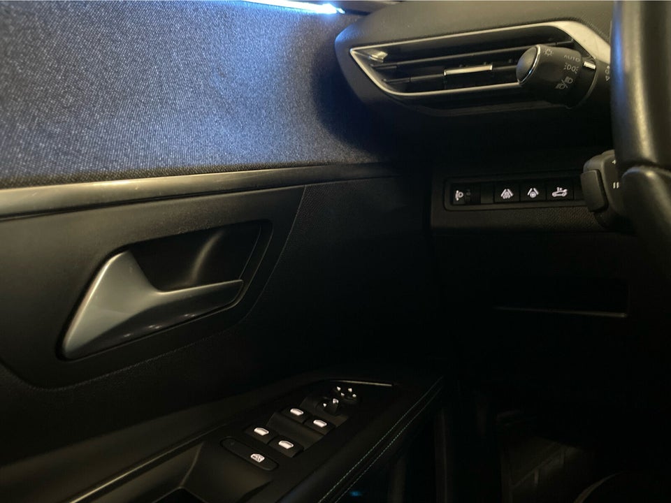 Peugeot 5008 1,5 BlueHDi 130 Allure Pack EAT8 7prs 5d
