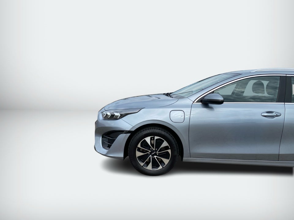 Kia Ceed 1,6 PHEV Prestige SW DCT 5d