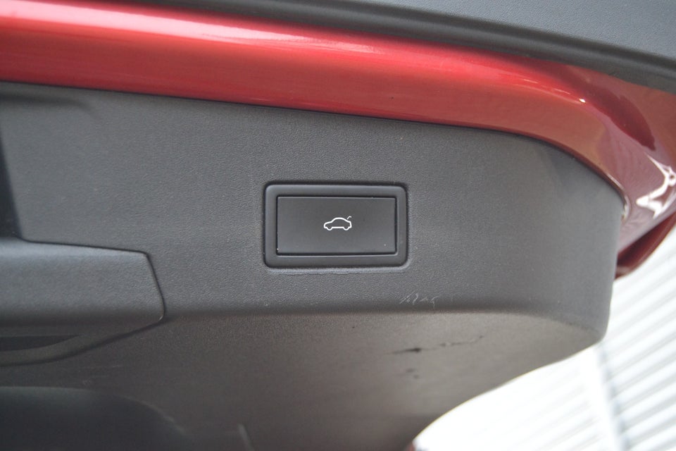 VW ID.4 77 Pro Performance Tech 5d