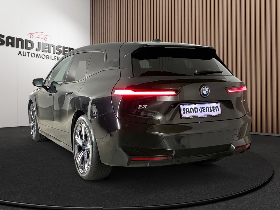 BMW iX xDrive50 M-Sport 5d