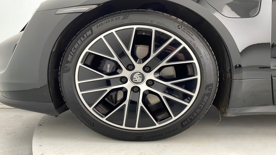 Porsche Taycan Sport Turismo 5d