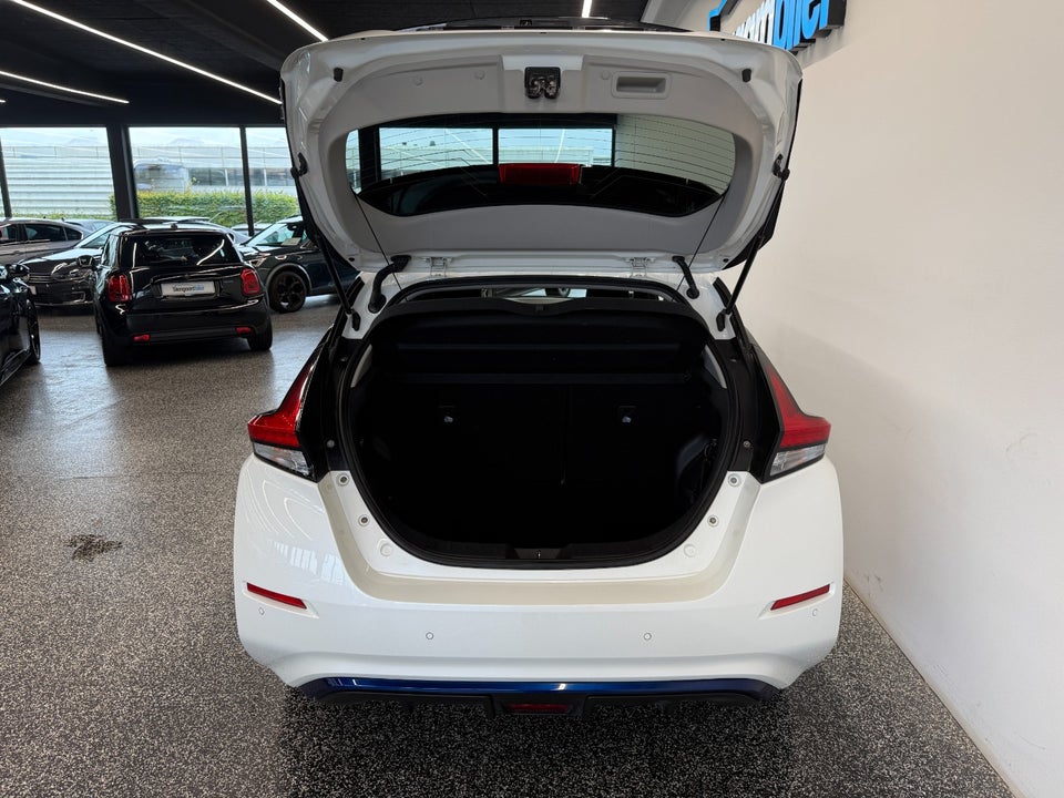 Nissan Leaf 40 N-Connecta 5d
