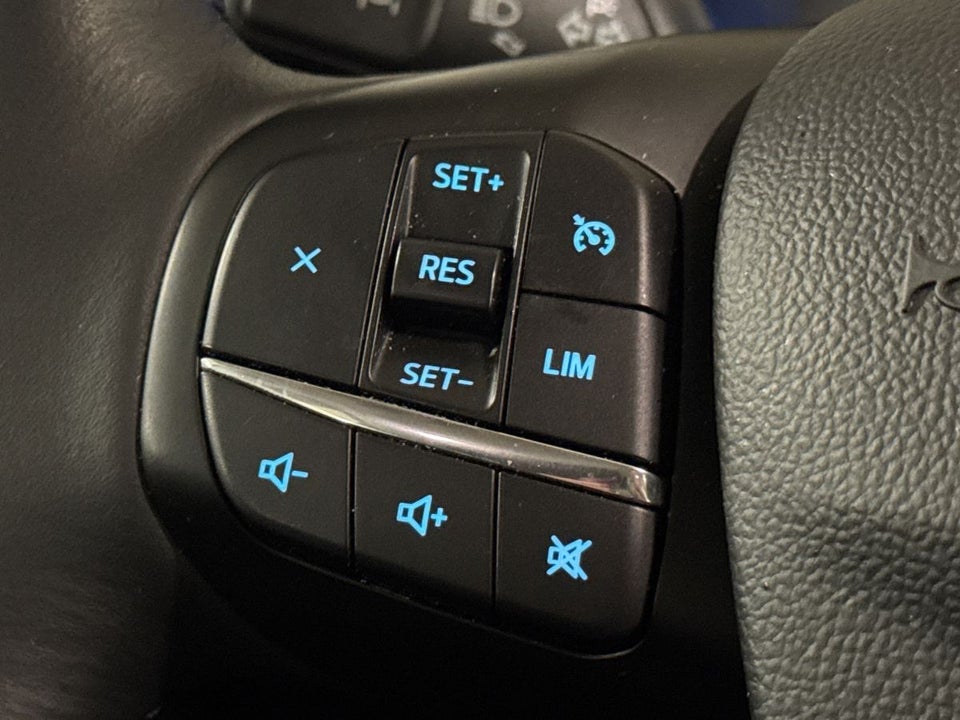 Ford Kuga 2,5 PHEV Titanium CVT 5d