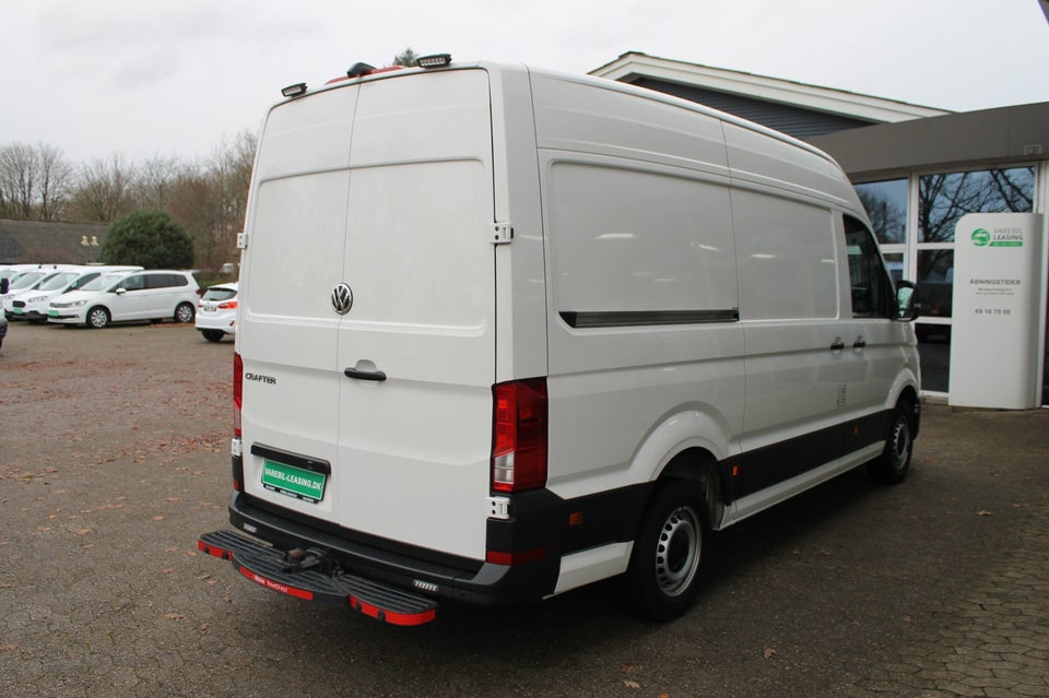 VW Crafter 35 2,0 TDi 177 Kassevogn L3H2 aut.