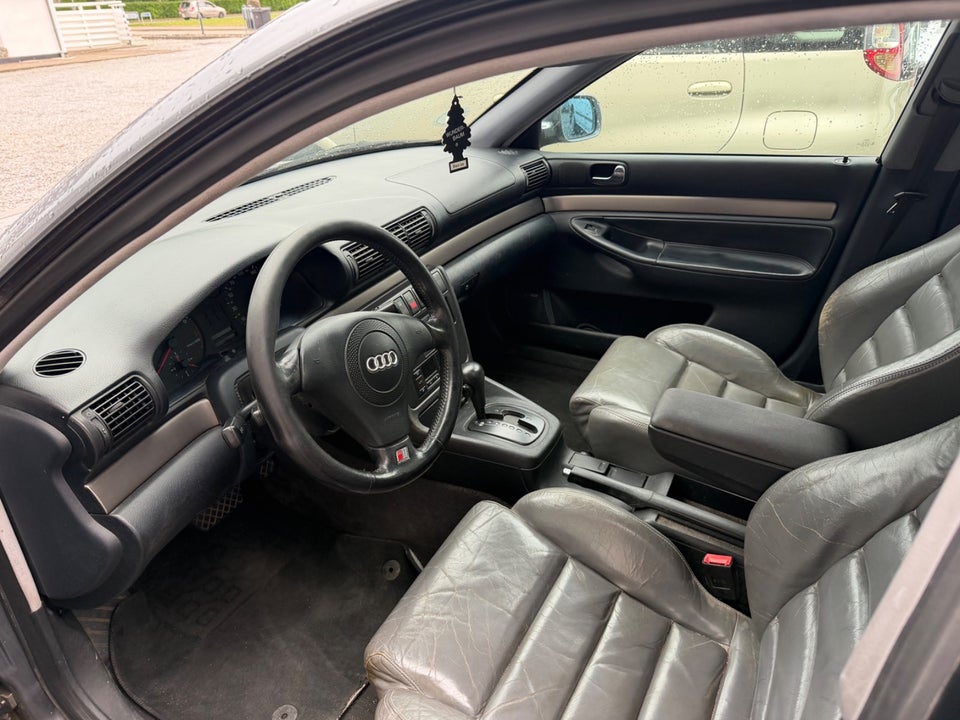Audi A4 1,8 T Avant Tiptr. 5d