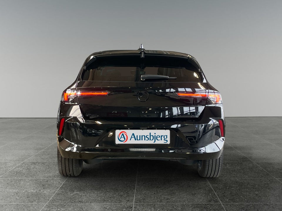 Opel Astra-e 54 GS 5d