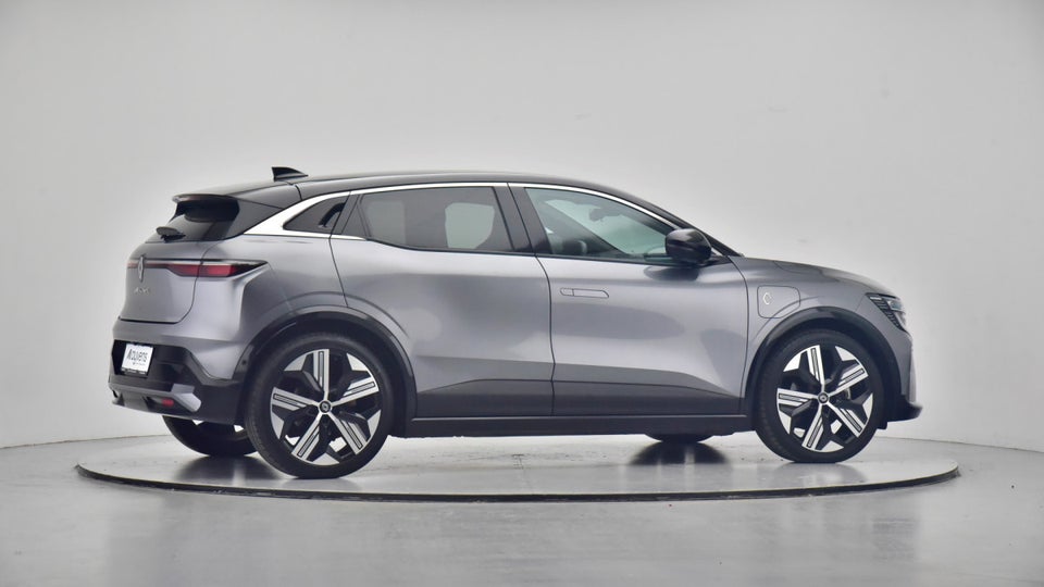 Renault Megane E-Tech 60 Iconic 5d