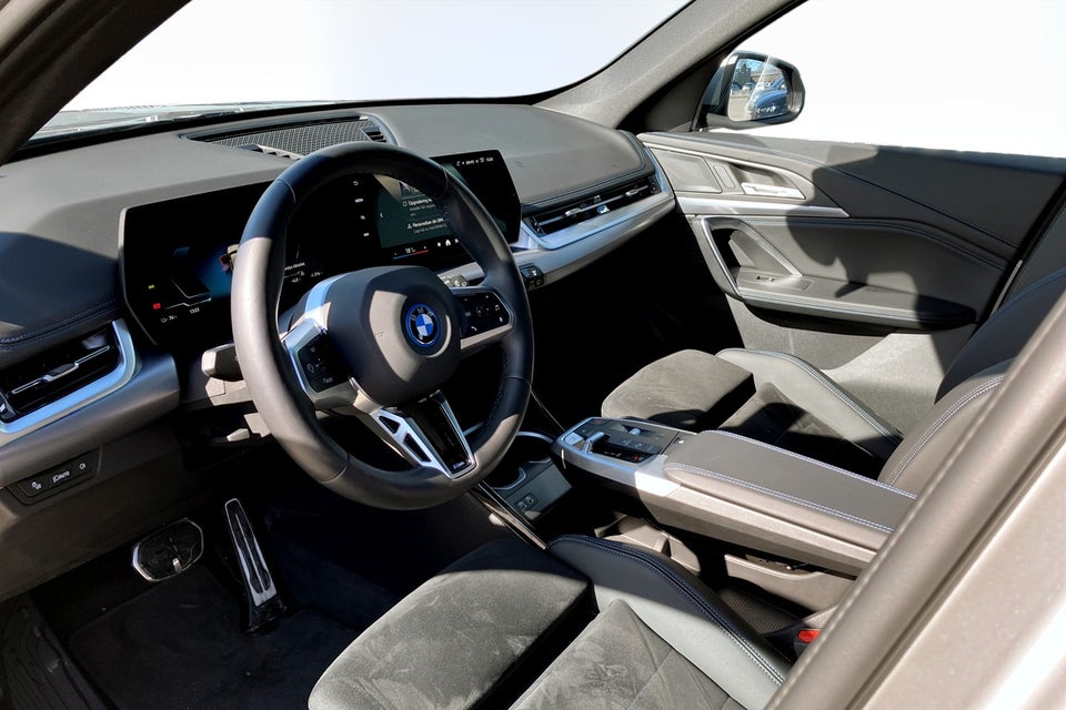 BMW iX1 eDrive20 M-Sport 5d