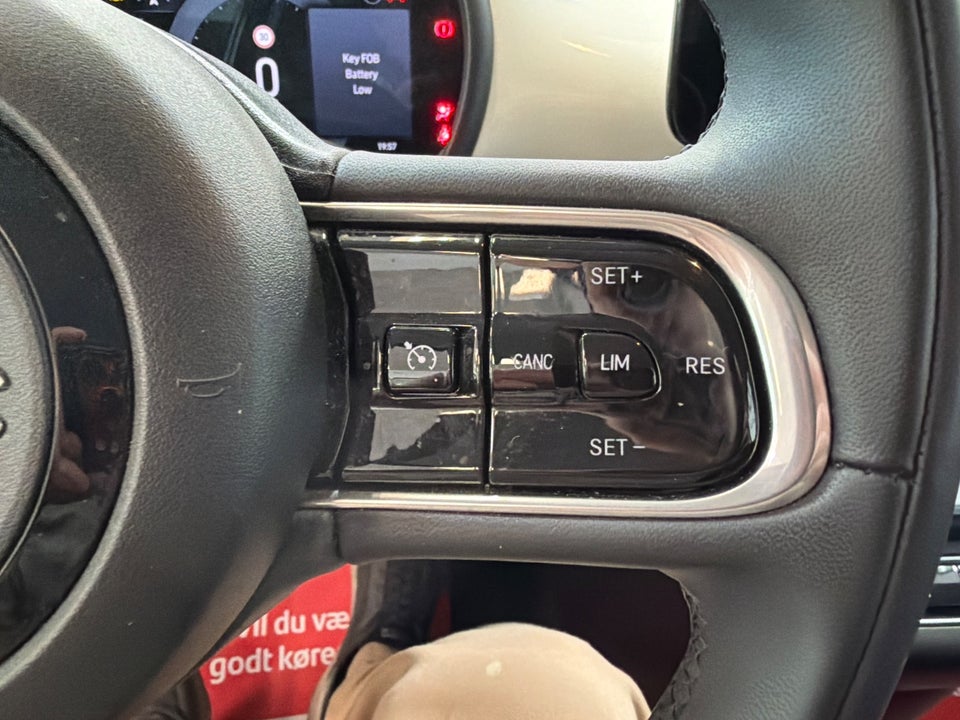 Fiat 500e 42 Icon 3+1 4d