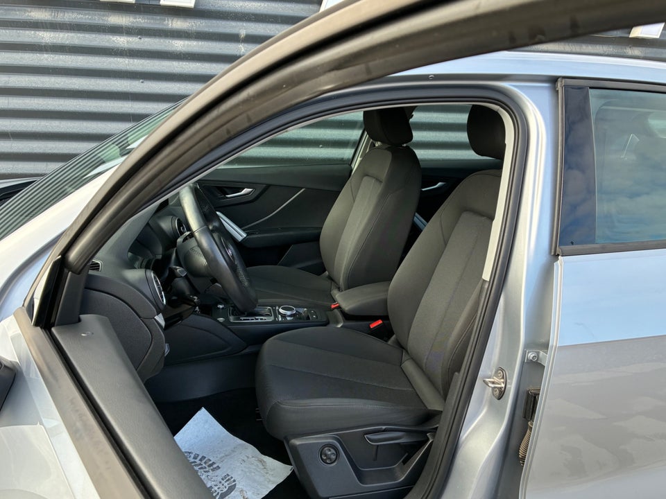 Audi Q2 35 TFSi Prestige S-tr. 5d