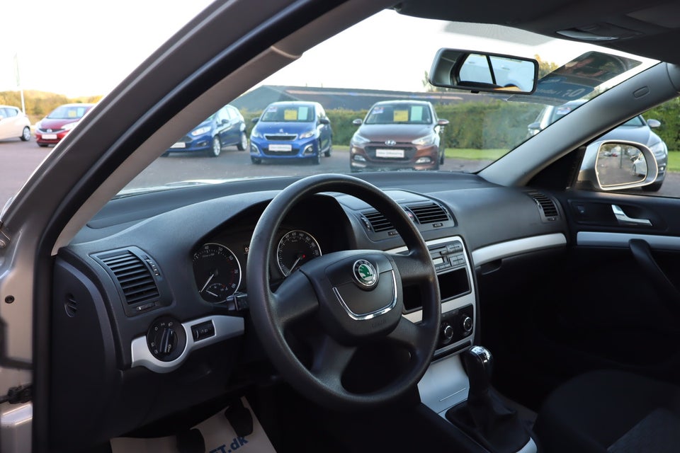 Skoda Octavia 1,2 TSi 105 Elegance Combi 5d