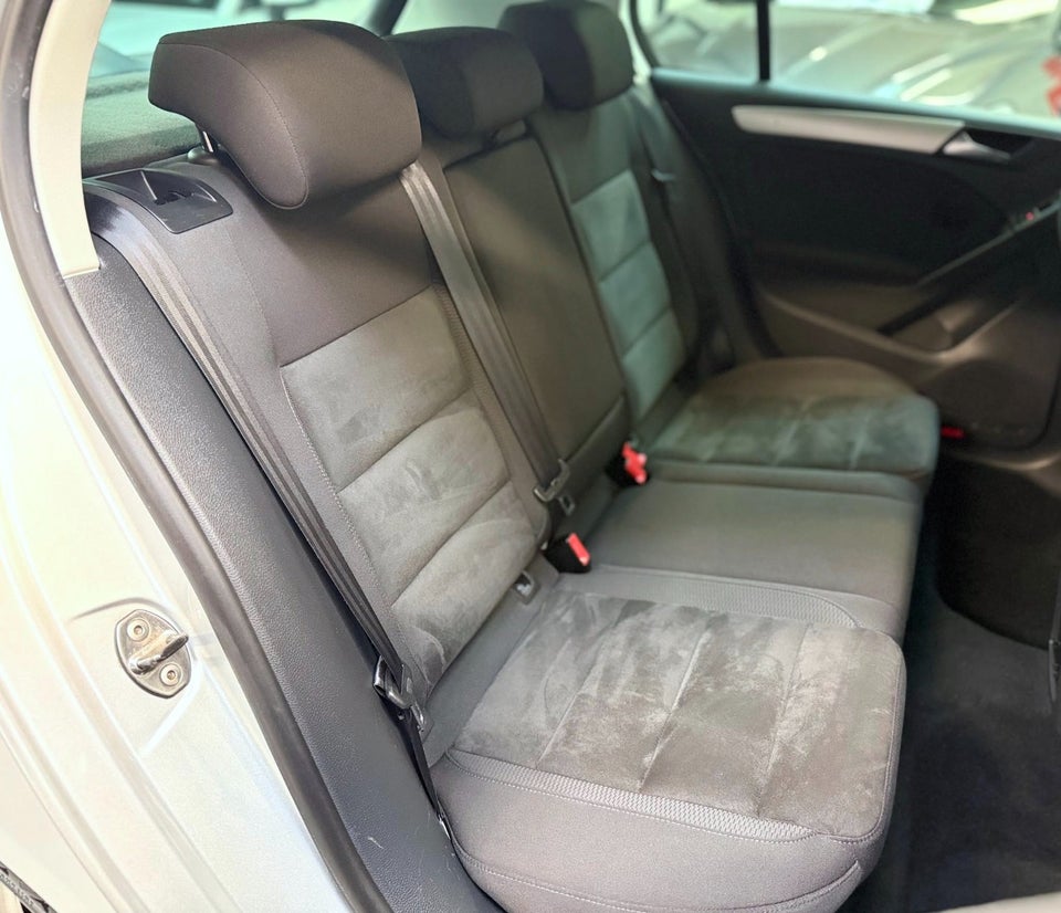 VW Golf VI 1,4 TSi 122 Highline 5d