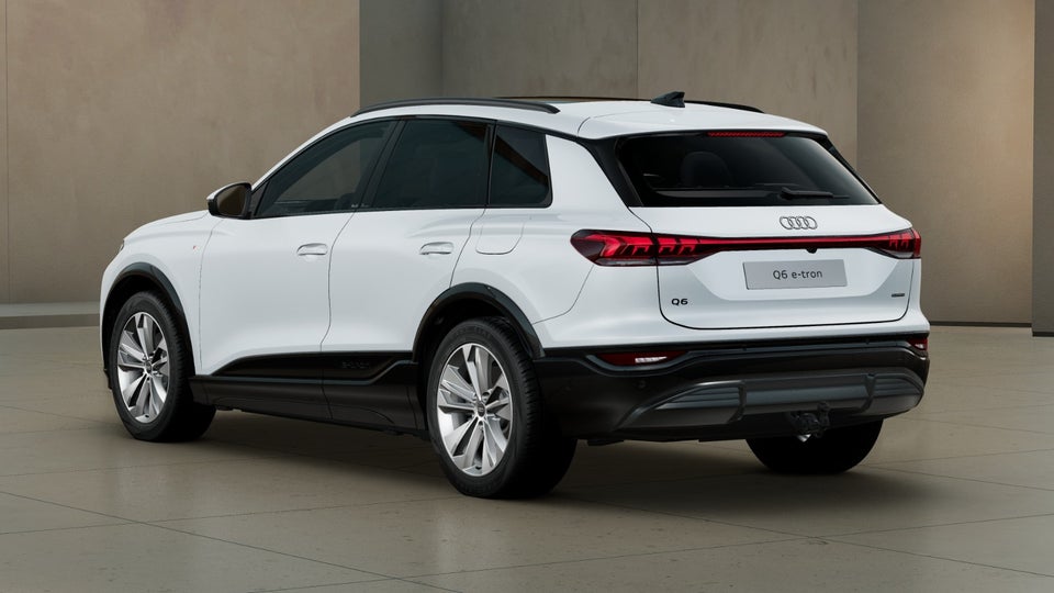 Audi Q6 e-tron Ultra quattro 5d