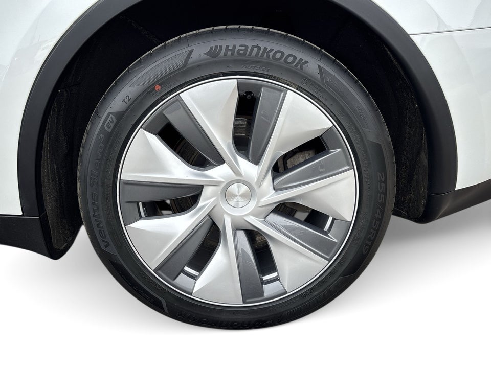 Tesla Model Y Long Range AWD 5d