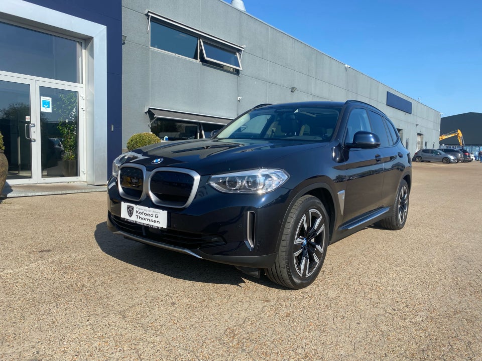 BMW iX3 Charged 5d