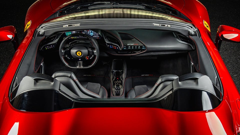 Ferrari SF90 Spider 4,0 DCT 2d