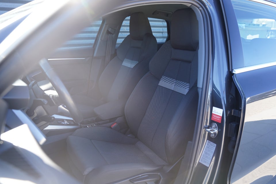 Audi A3 40 TFSi e Sport Sportback S-tr. 5d