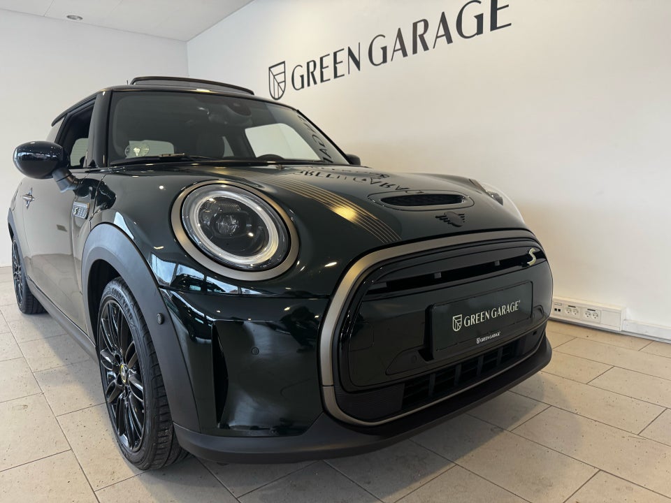 MINI Cooper SE Resolute Edition 3d