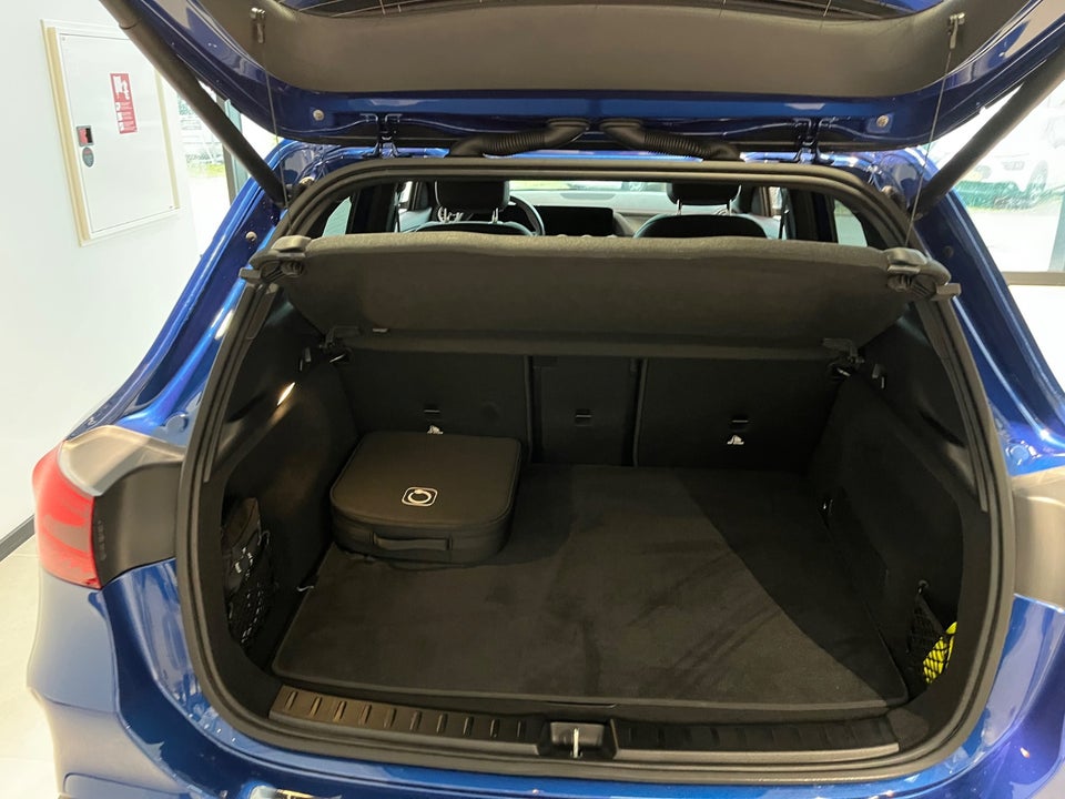 Mercedes EQA250 AMG Line 5d