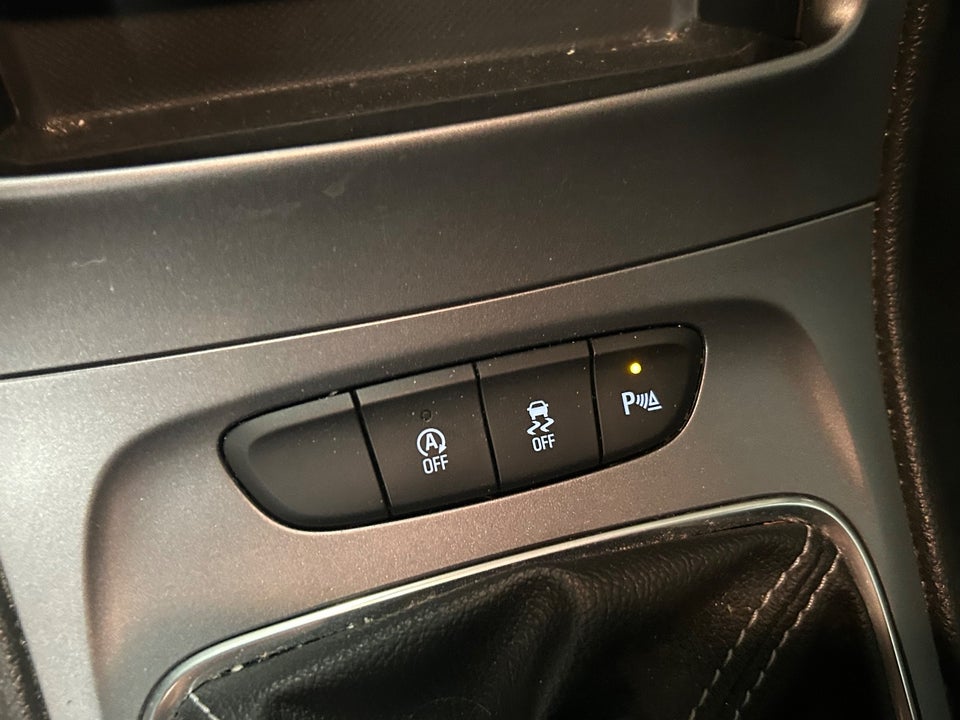 Opel Astra 1,5 D 105 Elegance 5d